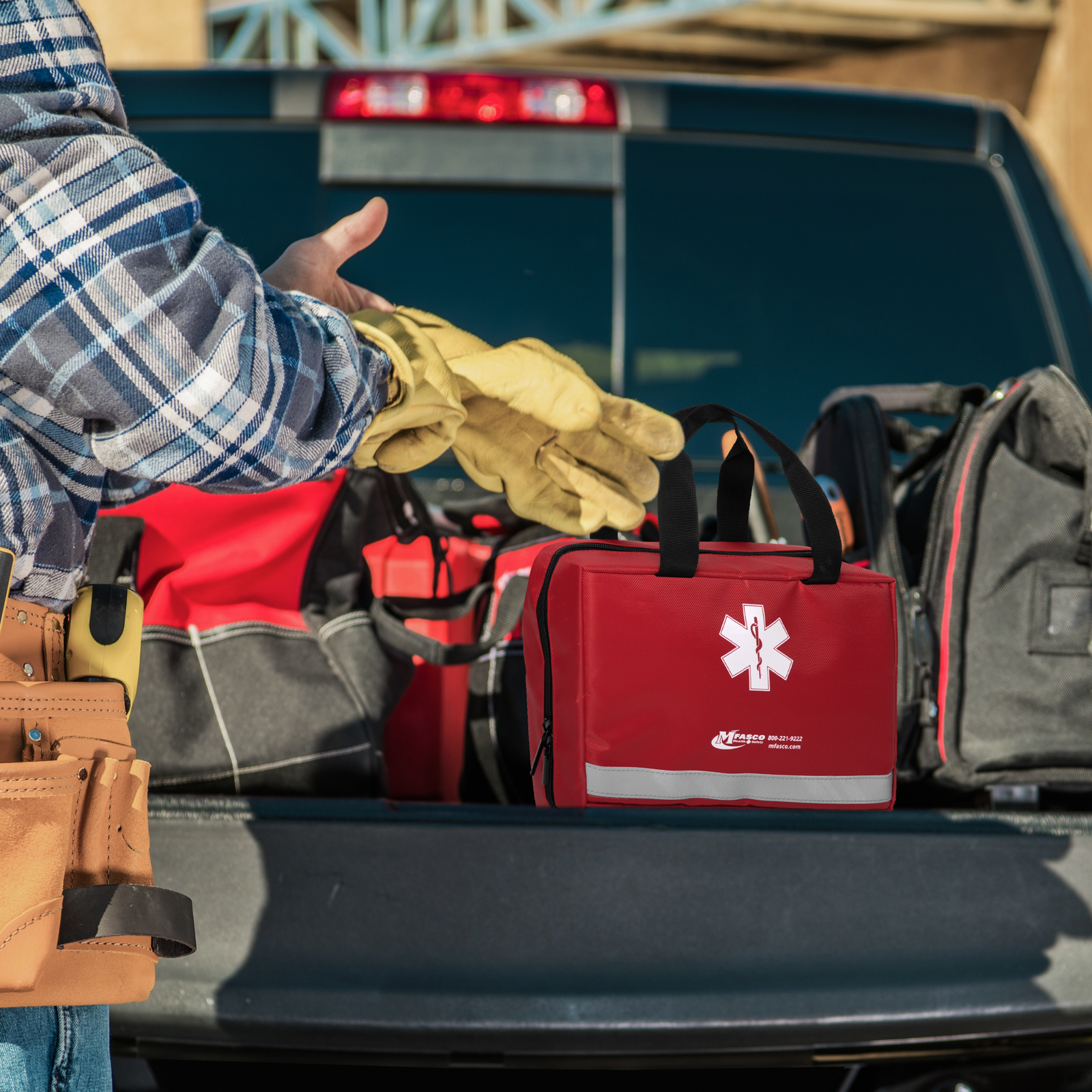 OSHA Class B First Aid Kit EM385-1-1 Red Tote Bag