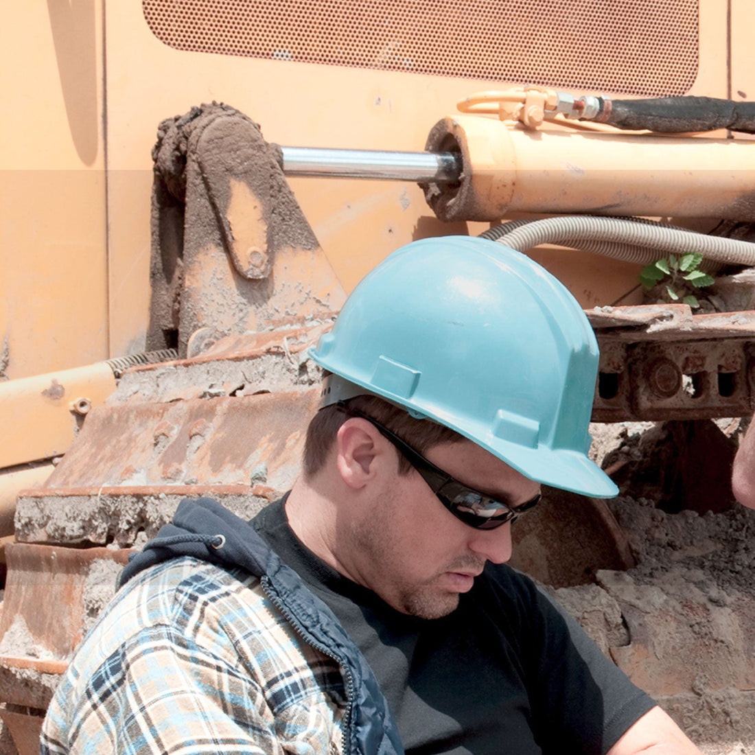 Blog - 5 Tips when selecting a hard hat