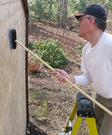 Blog - How to protect workers from poisonous plants